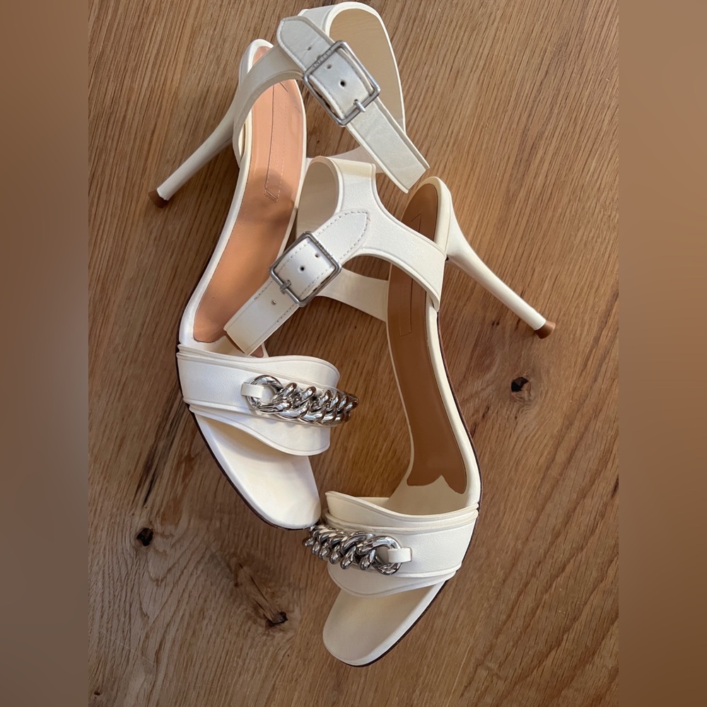CELINE PARIS ANKLE STRAP CHAIN DETAIL HEELED SANDALS, SIZE 39 (US 8.5-9).
